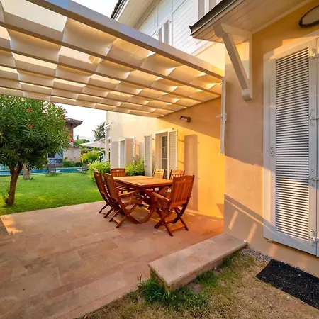 Portville Holiday Villas - Stella فيلة