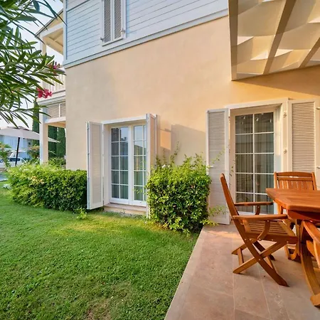 Portville Holiday Villas - Stella فيلة